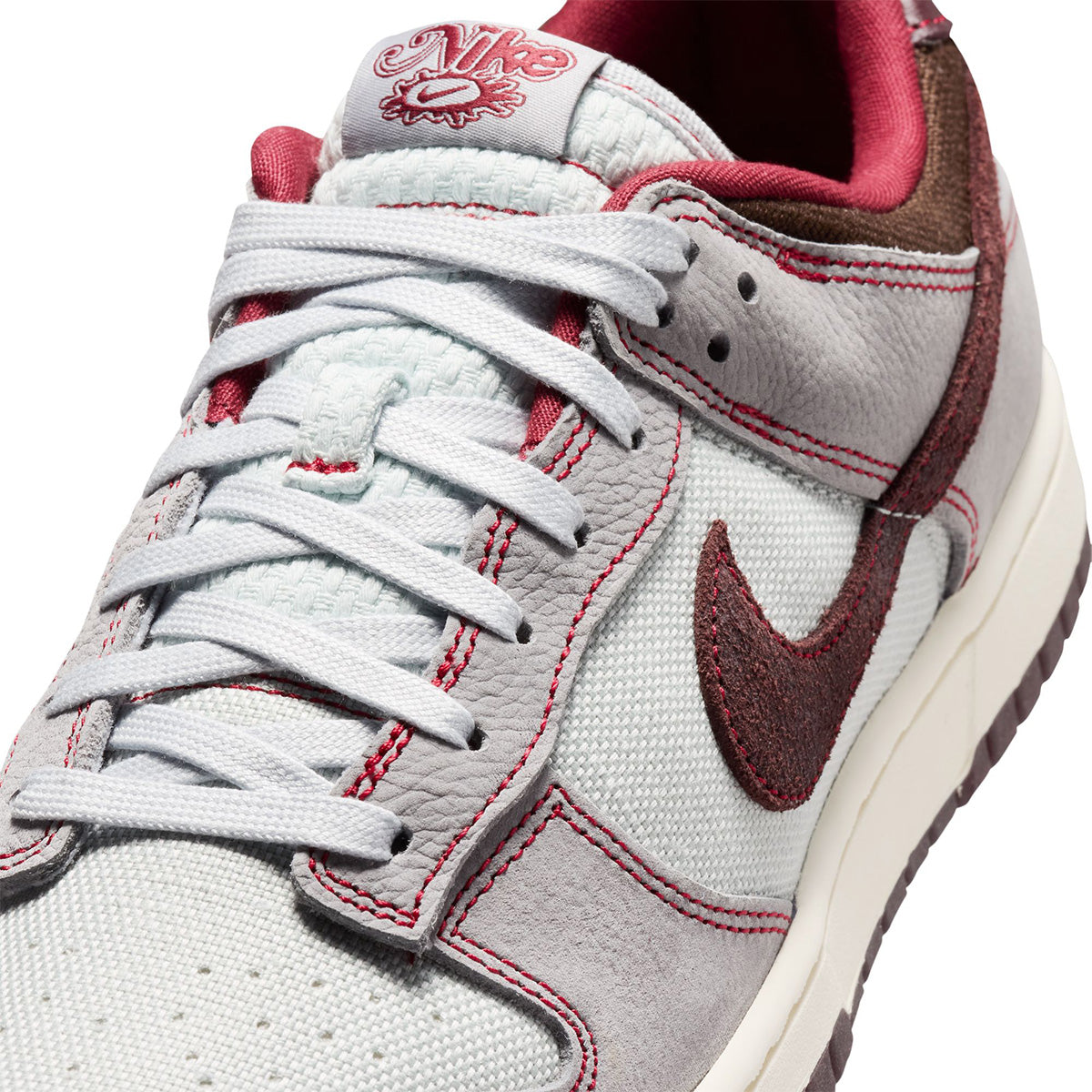 Dunk Low Retro SE 'PURE PLATINUM/BURGUNDY CRUSH/WOLF GREY'