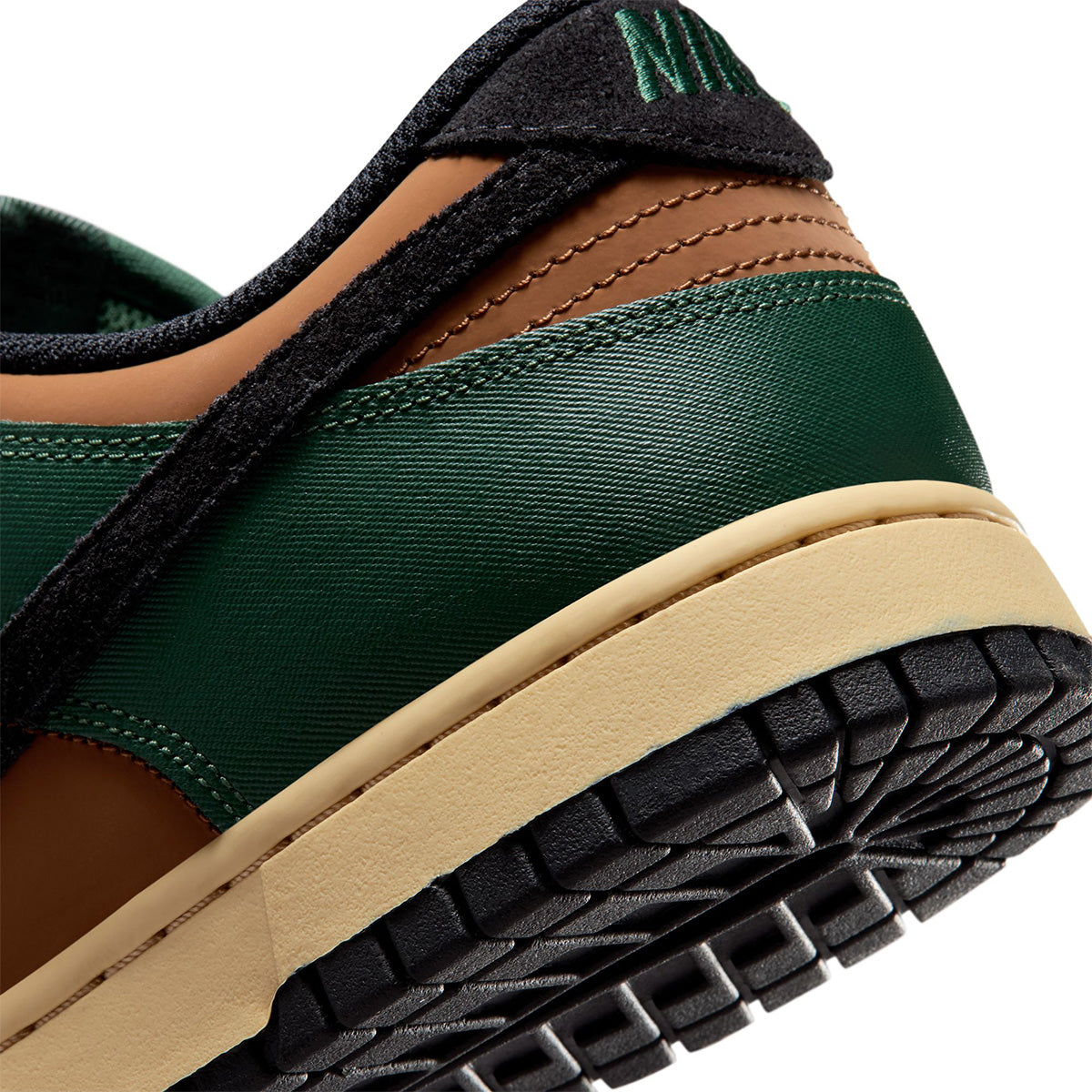 Dunk Low Retro 'FIR/BLACK/LIGHT BRITISH TAN/SESAME'