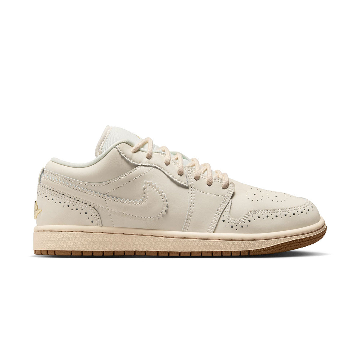 Wmns Air Jordan 1 Low SE 'CHALK/CHALK/METALLIC GOLD/PEARL WHITE'
