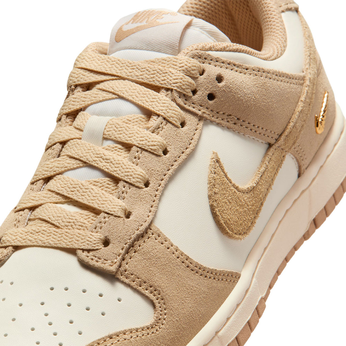 wmns dunk low sail university gold