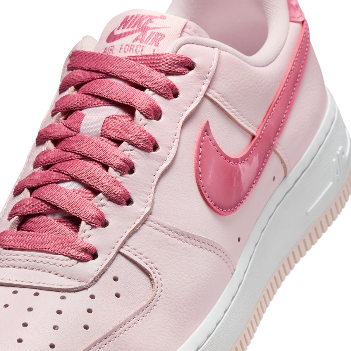 WMNS AIR FORCE 1 '07 'PEARL PINK/PEONY-WHITE'