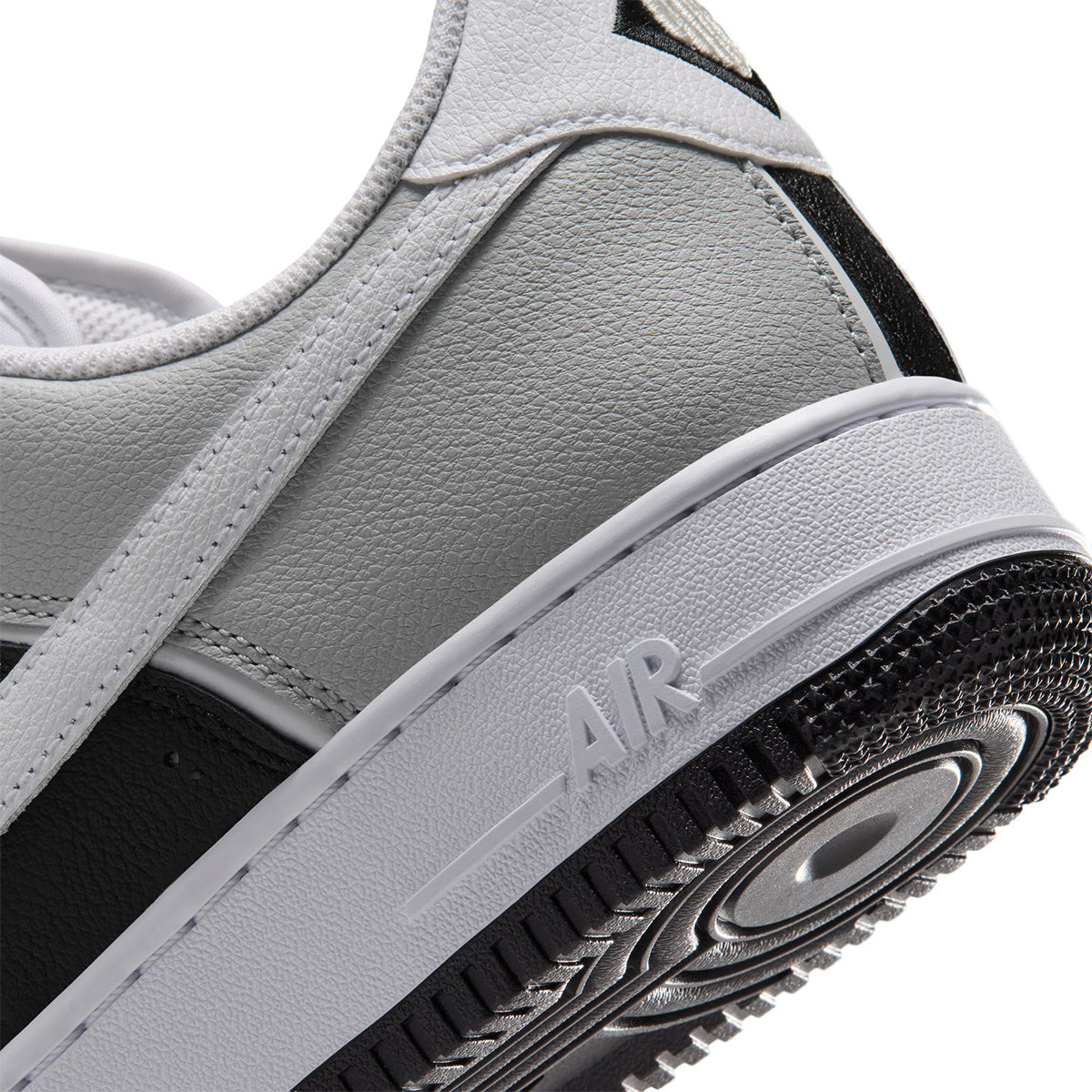 Air Force 1 '07 LV8 'GREY FOG/BLACK/SAIL/COCONUT MILK'