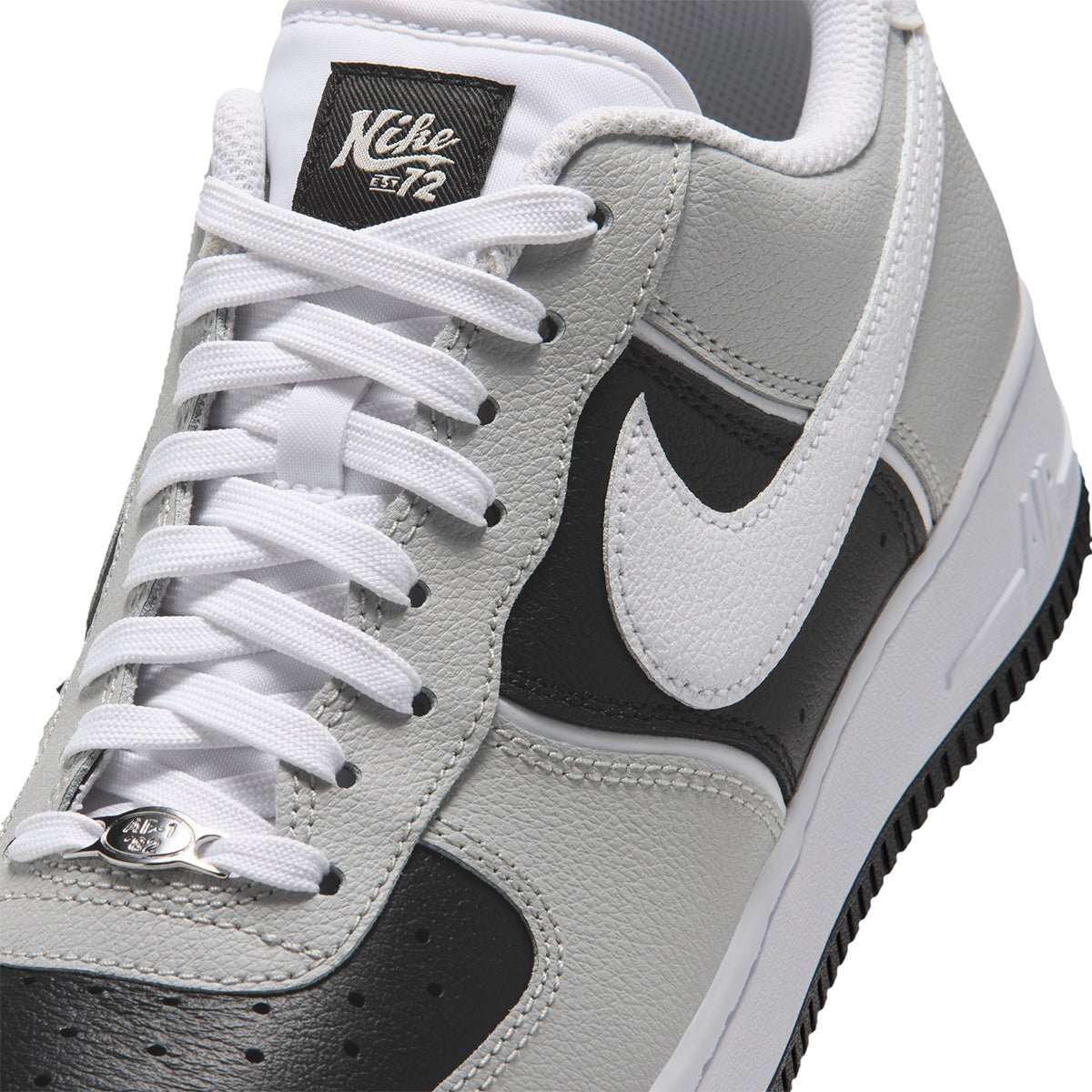 Air Force 1 '07 LV8 'GREY FOG/BLACK/SAIL/COCONUT MILK'