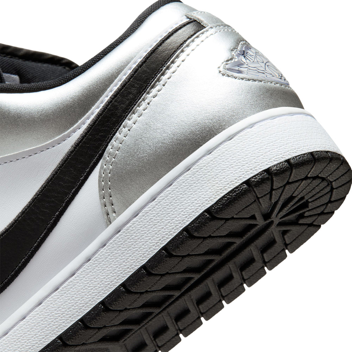 Air Jordan 1 Low SE 'WHITE/BLACK-WHITE/METALLIC SILVER'
