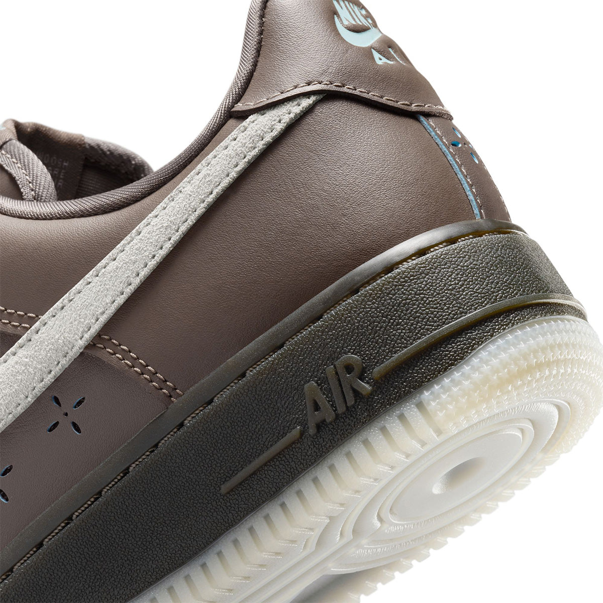 WMNS AIR FORCE 1 '07 LV8 FMME 'RIDGEROCK/VAST GREY-OCEAN CUBE-SAIL'