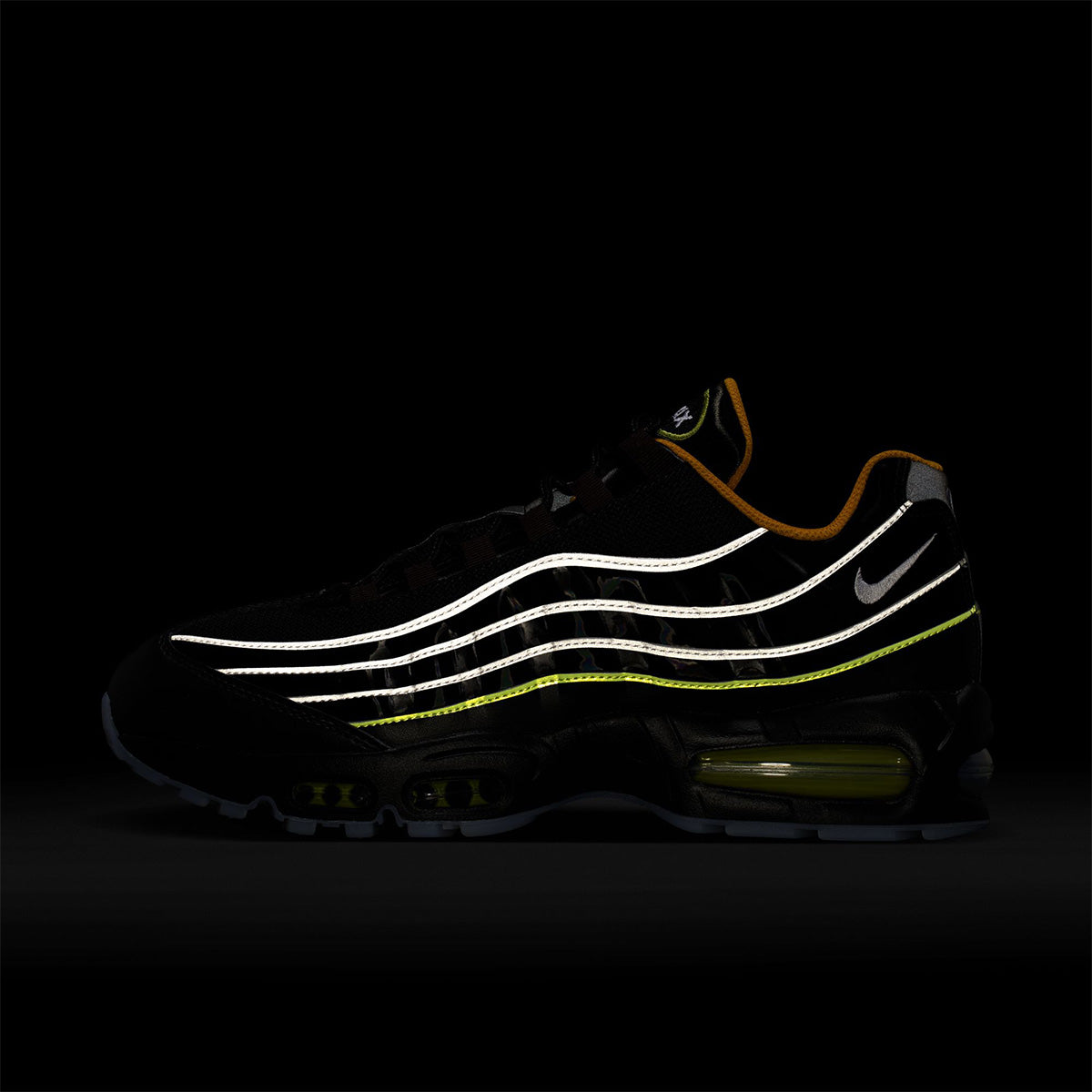  Air Max 95 "Big Bubble" 'BLACK/WHITE/GOLD LEAF/PEAR'