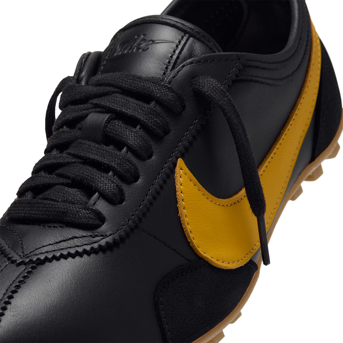 Wmns Moon Shoe OG Leather 'BLACK/YELLOW OCHRE/GUM LIGHT BROWN'
