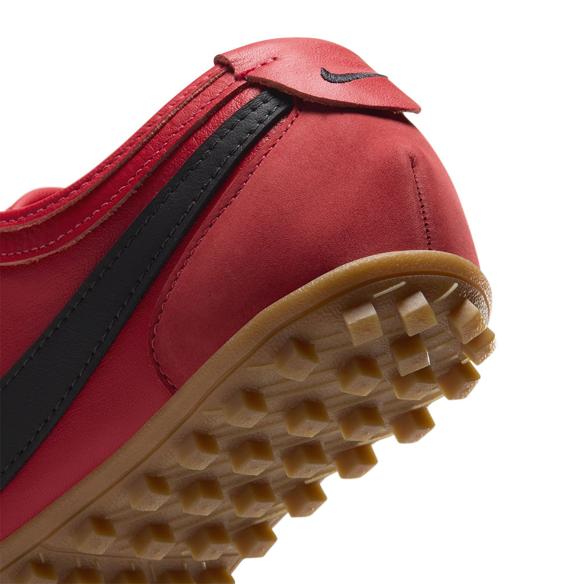 Wmns Moon Shoe OG Leather 'UNIVERSITY RED/BLACK/GUM LIGHT BROWN'
