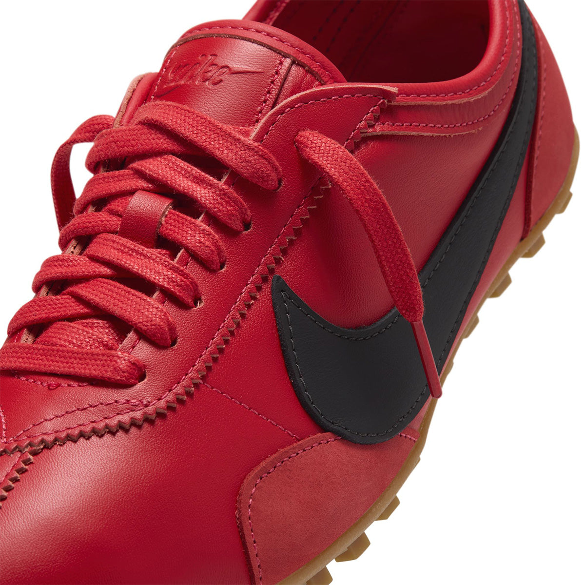 Wmns Moon Shoe OG Leather 'UNIVERSITY RED/BLACK/GUM LIGHT BROWN'