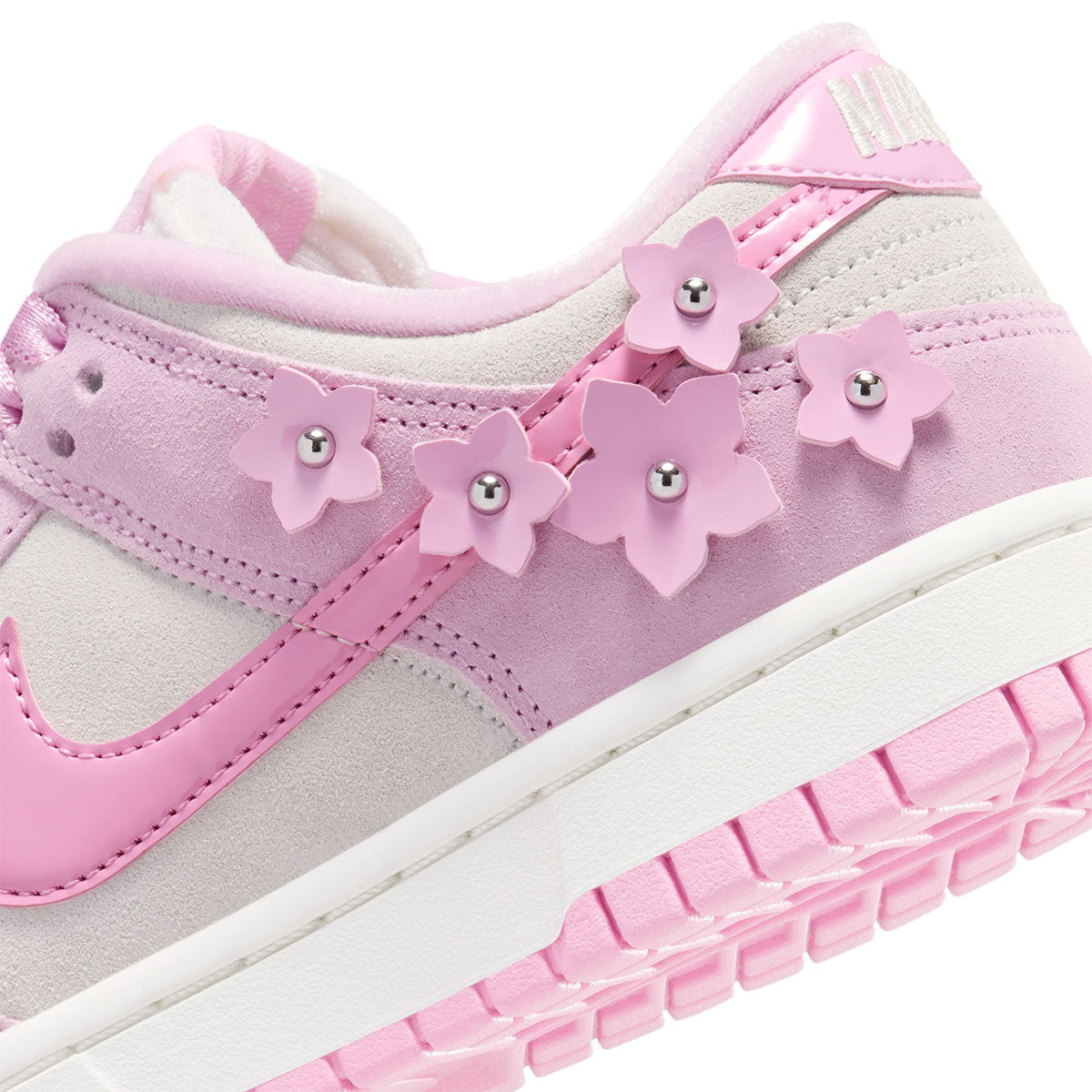 Wmns Dunk Low SE "Florette"