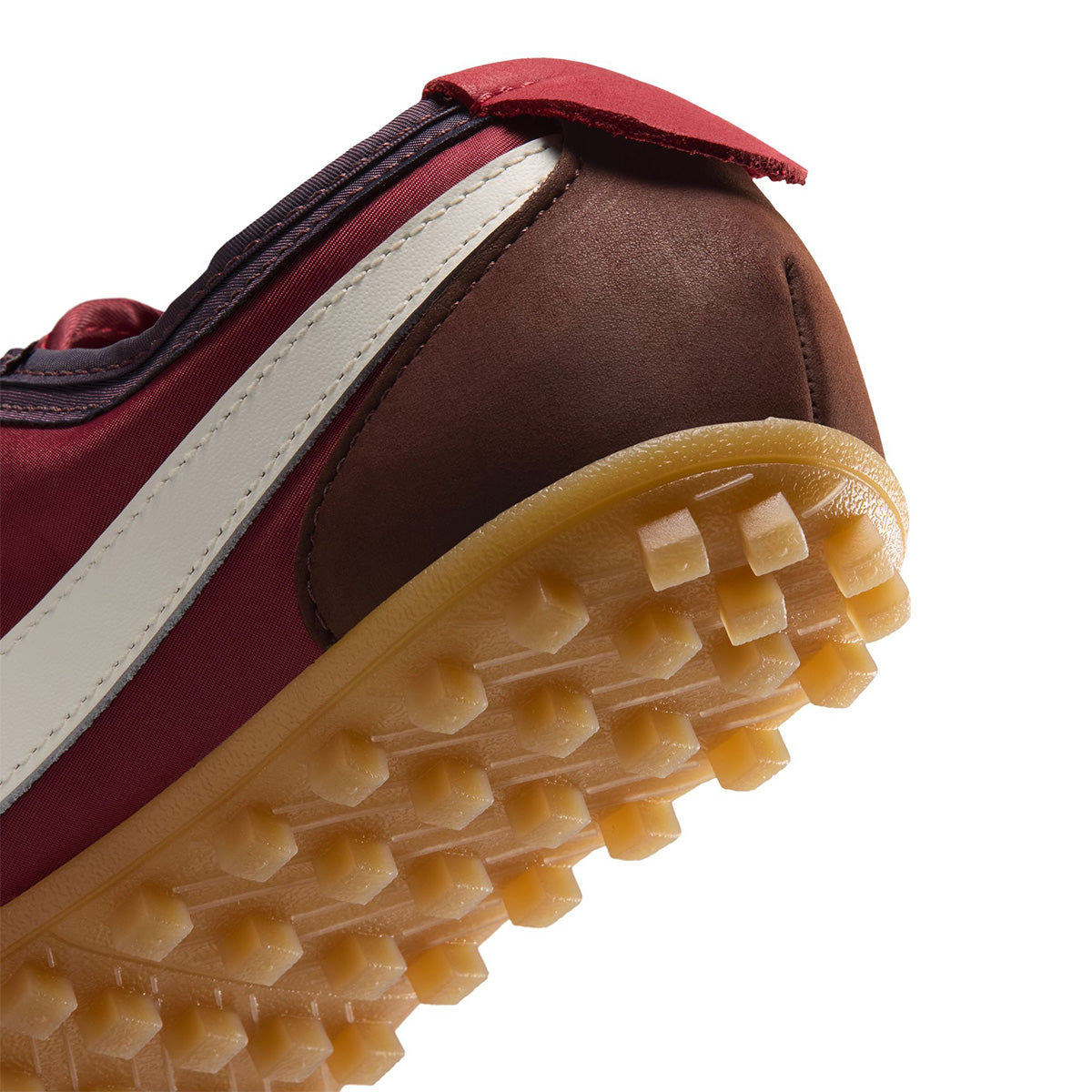 Wmns Moon shoe 'MYSTIC DATES/SAIL/TOUGH RED'