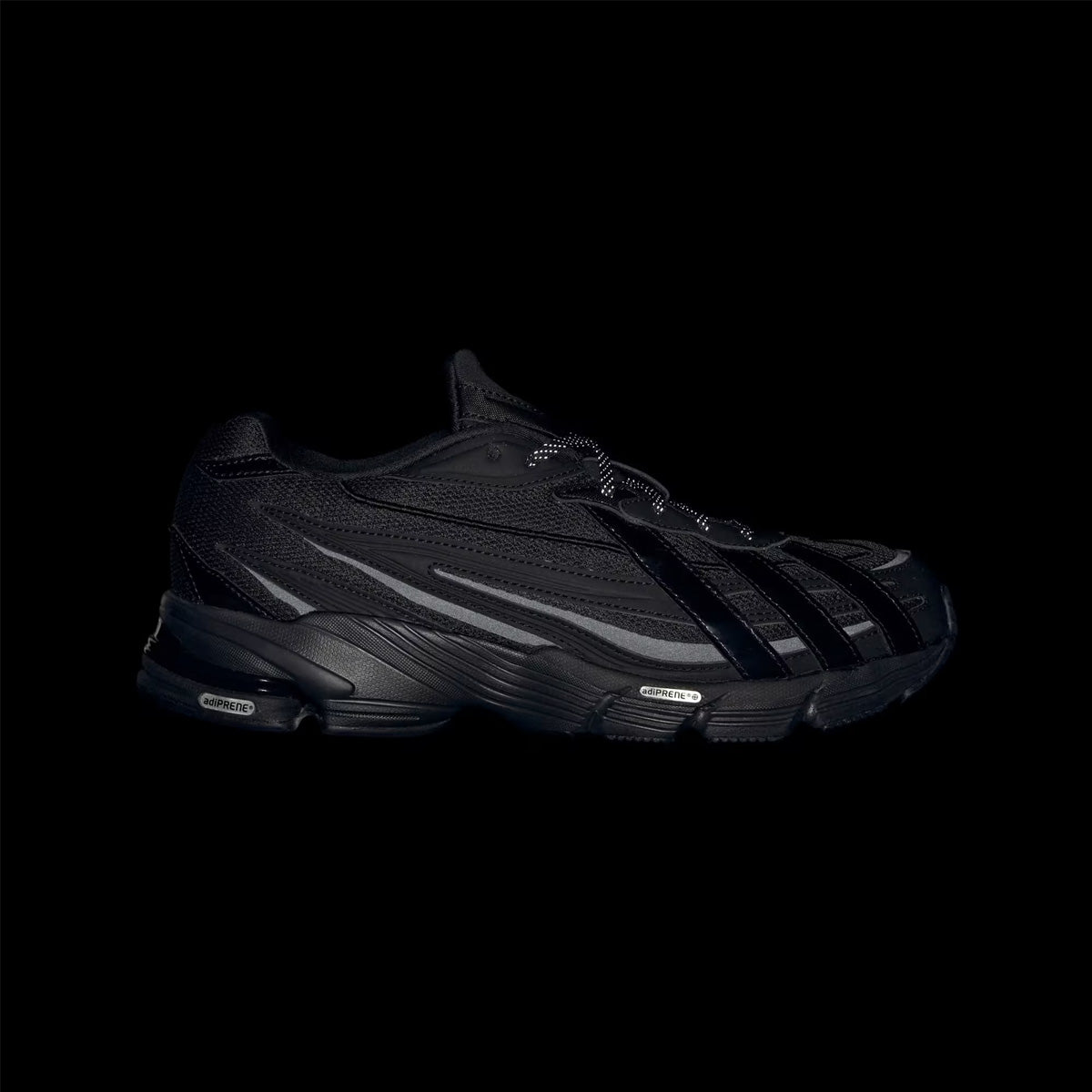 ORKETRO ' Core Black / Core Black / Matte Silver'