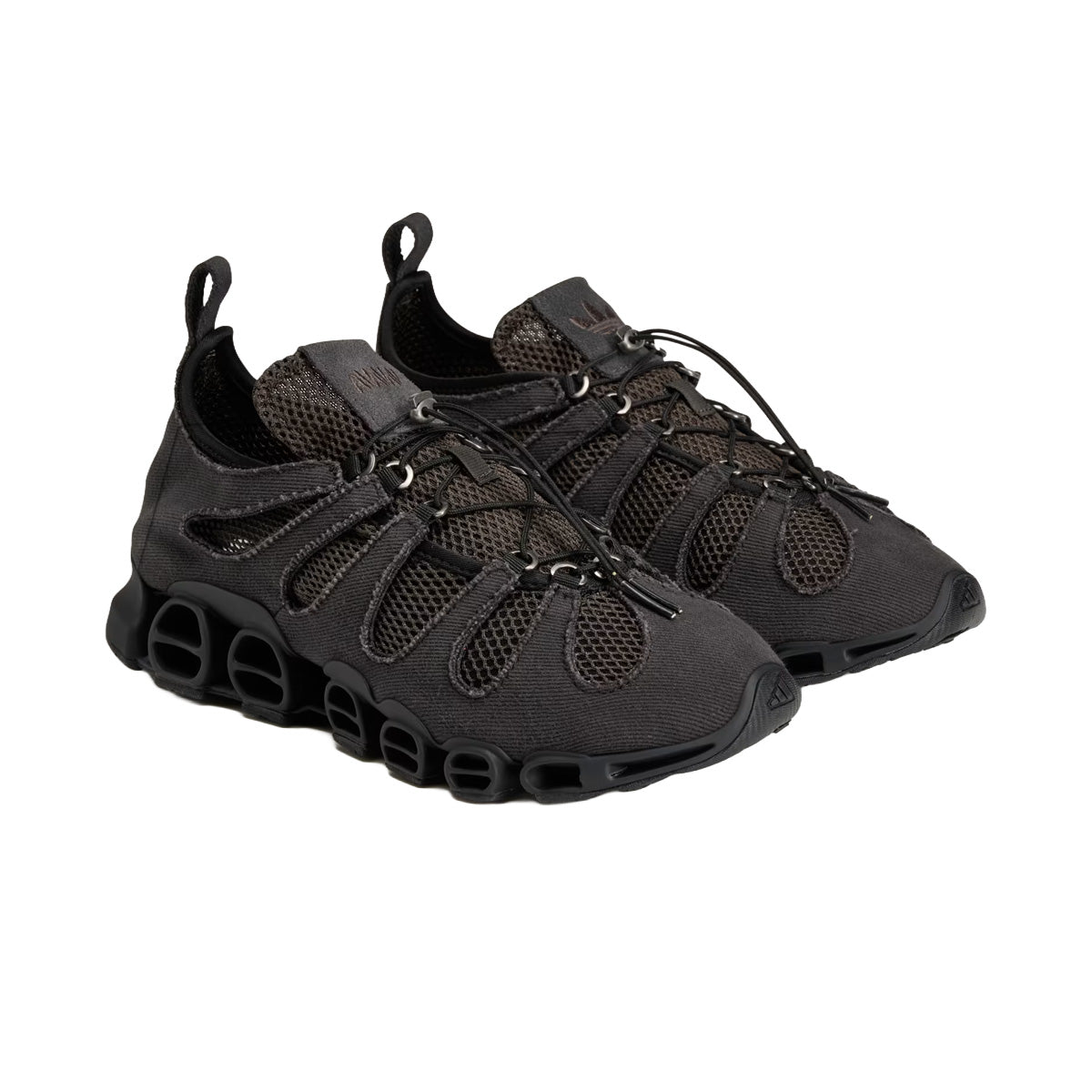 + Avavav Wmns Megaride Cutout 'Core Black/ Shadow olive/ Utility Black'