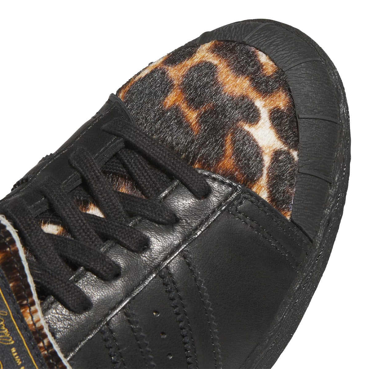 Chavarria Jabbar Low 'Core Black / Core Black / Supplier Colour'