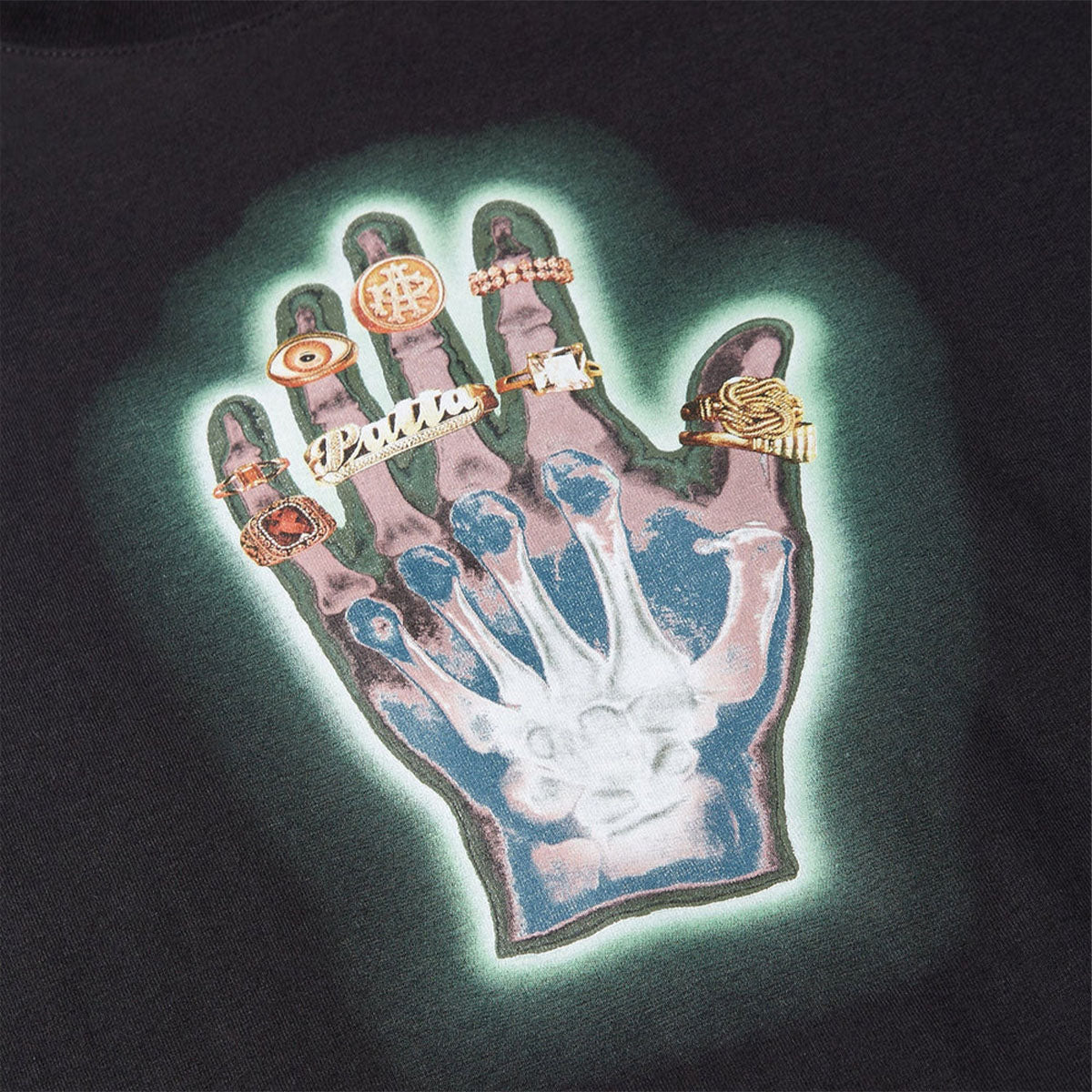 Healing Hands Tee Black