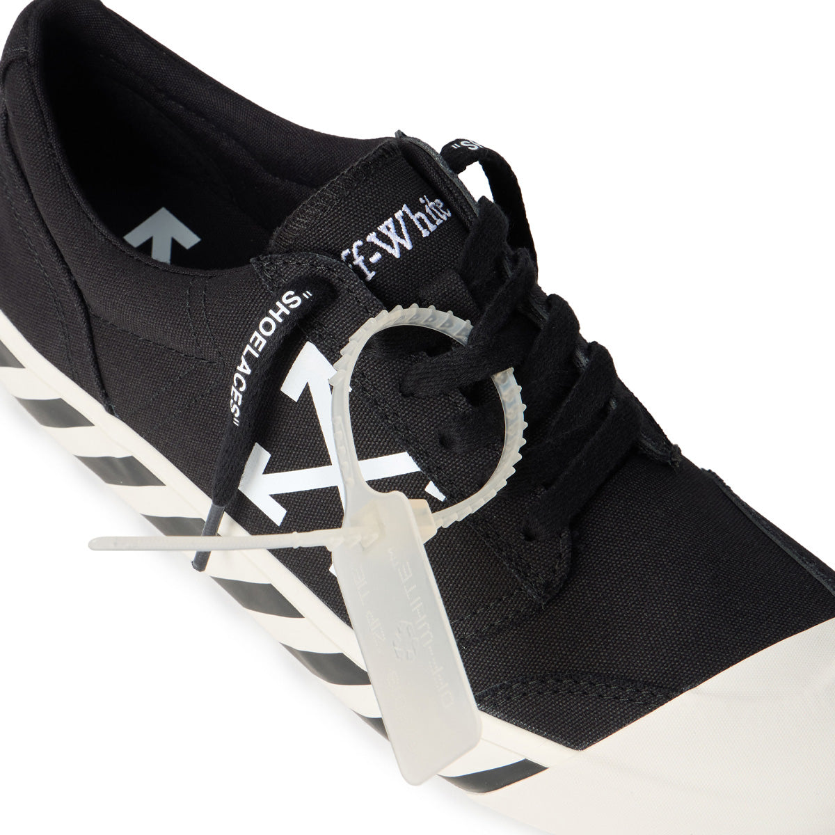 VULCANIZED UNDERCUT 'Black/White'