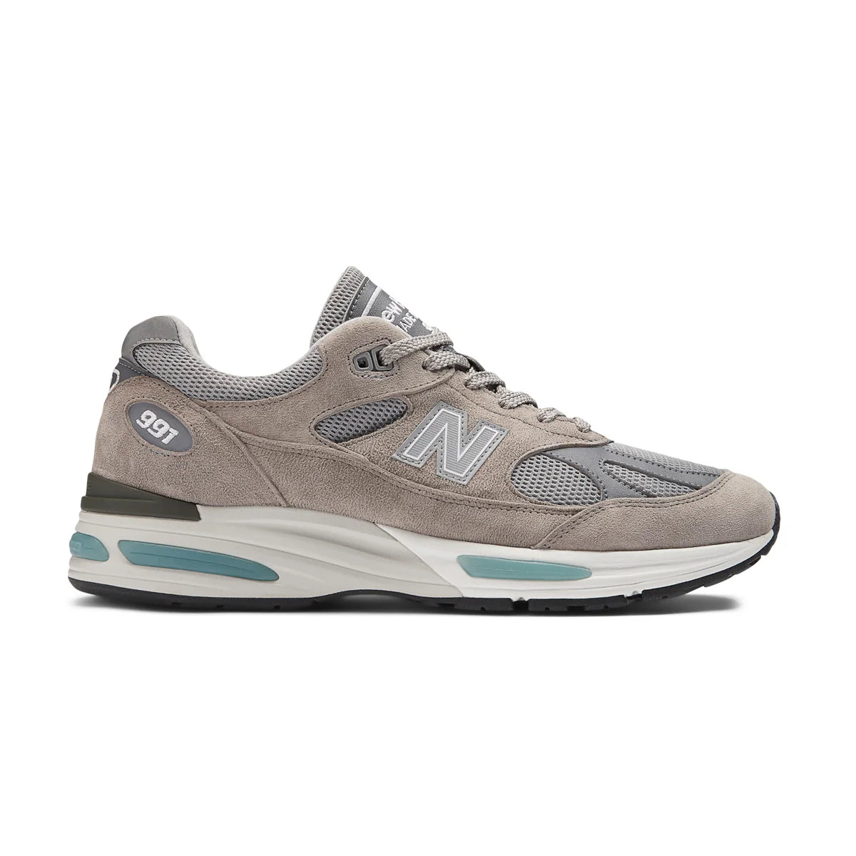Made In UK 991V2 'Dove/Alloy/Silver'